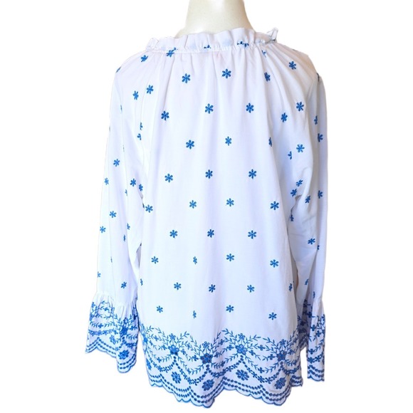Belle by Kim Gravel Peasant Blouse Medium White Blue Floral Embroidered Boho - Picture 4 of 8